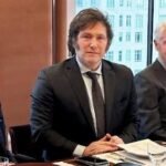 christopher-dodd-javier-milei-y-bill-clinton-7KLT2TZJYZGHVCR44OJVVG7HZA