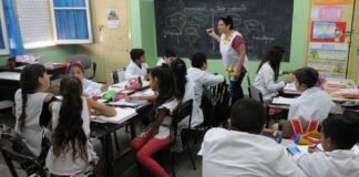 CTERA convocó a un paro docente para el lunes, dudas por el arranque en Provincia