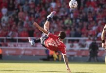 Santiago Montiel ganó el premio Puskas