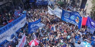 Tapas de los diarios del 12 de febrero