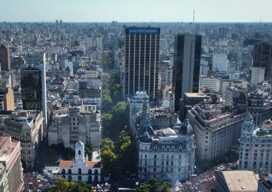 Tapas de los diarios del 25 de marzo