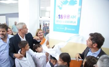 Avellaneda | Kicillof y Ferraresi inauguraron obras en dos establecimientos educativos
