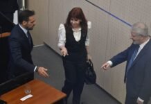 Tapas de los diarios del 18 de marzo