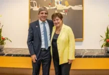 Tapas de los diarios del 16 de abril