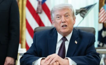 Tapas de los diarios del 7 de abril