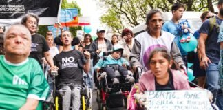 Tapas de los diarios del 23 de abril