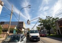 Lanús: Julián Álvarez supervisó la repotenciación lumínica de la Avenida Eva Perón