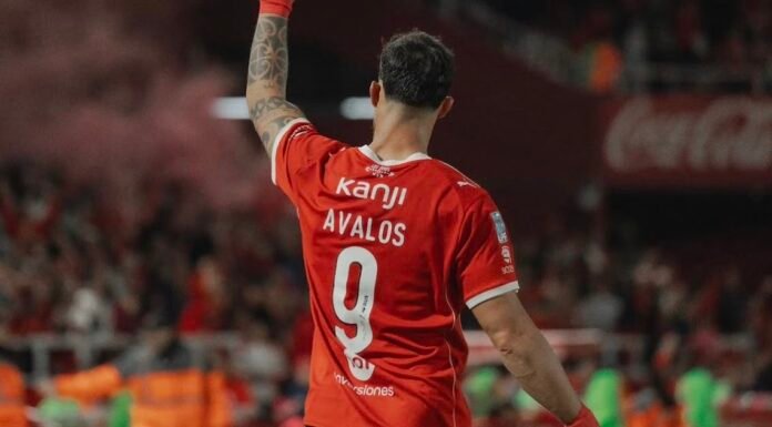 Tapas de los diarios del 5 de abril