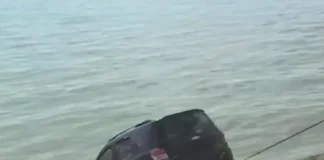 Tapas de los diarios del 4 de abril