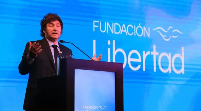 Tapas de los diarios del 28 de abril