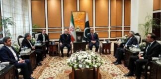 Tapas de los diarios del 12 de abril