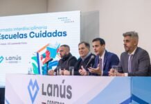 Lanús: Julián Álvarez y el ministro de Seguridad, Javier Alonso, abrieron la jornada de «Escuelas Cuidadas»