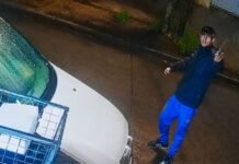Villa Caraza: un adolescente baleó el frente de la casa de un compañero de escuela