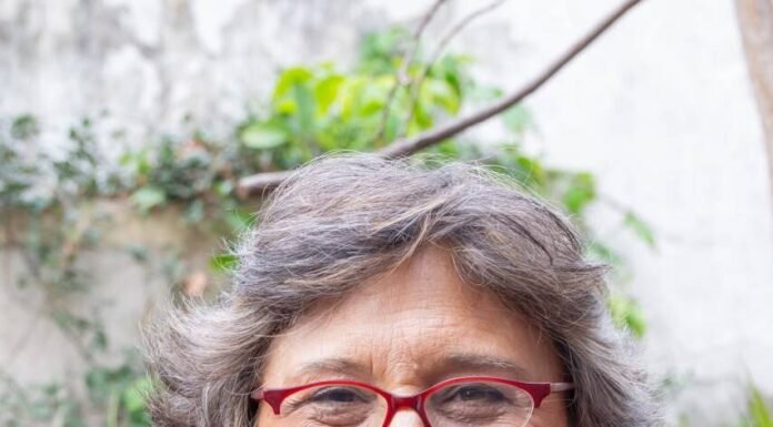 AZAHARES – Primer poemario de Patricia Puebla Villagra