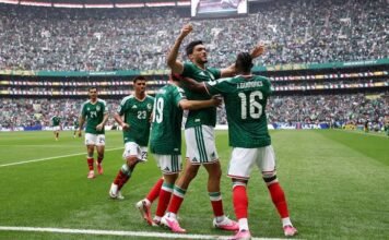 Copa del Mundo: La fiesta inaugural, victorias de México y Corea del Sur