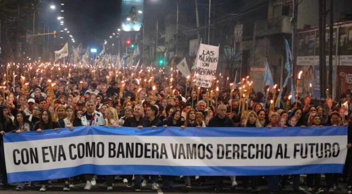 Avellaneda: Marcha de las Antorchas en recuerdo de Evita y el mensaje de Ferraresi de cara al 2027