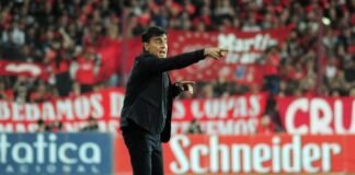 Ciclo fallido: Gustavo Quinteros dejó de ser el entrenador de Independiente