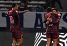 Lanús se hizo fuerte en Córdoba y goleó a Talleres
